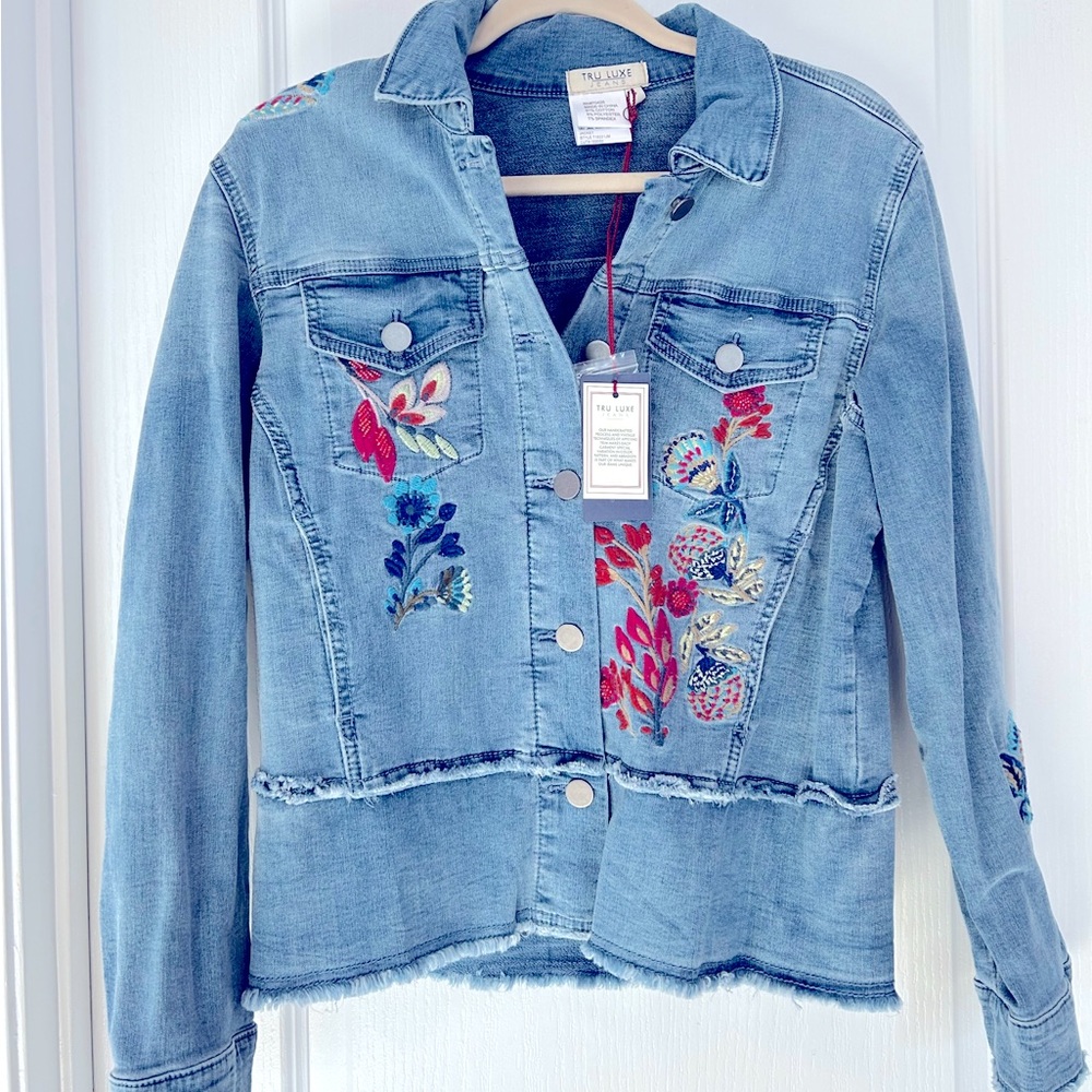 Floral Embroidered Jean Jacket